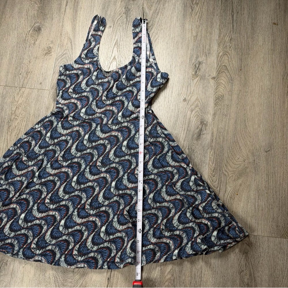 Ecote Babydoll Shirt Womans Small Blue Geometric Fit Flare Tank Scoop Summer Y2K - Picture 8 of 9
